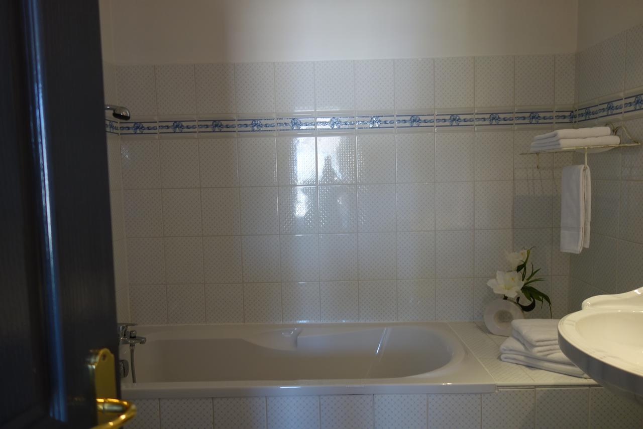 Hotel Cote Jardin Commercy Eksteriør billede